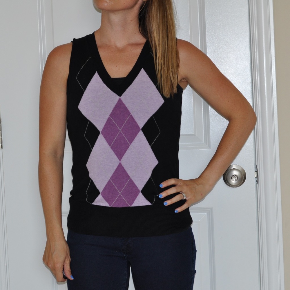 Gap medium argyle vest